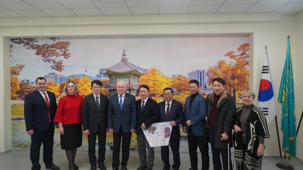 "타라스 셰브첸코 국립대학교"와 "키이우 국립 외국어 대학교"의 한국어 학과에 이어 3번째 한국어 교육기관이 탄생