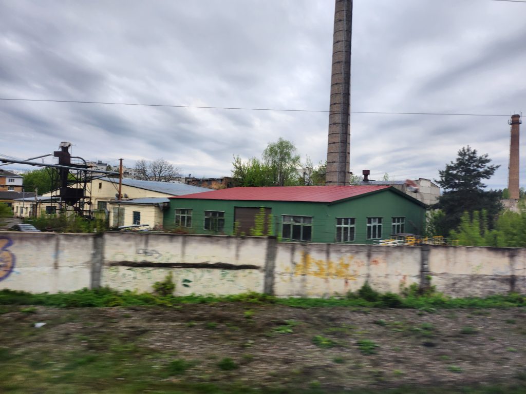 우크라이나는 서부를 제외하고는 아직도 소련시대 공장이 많다