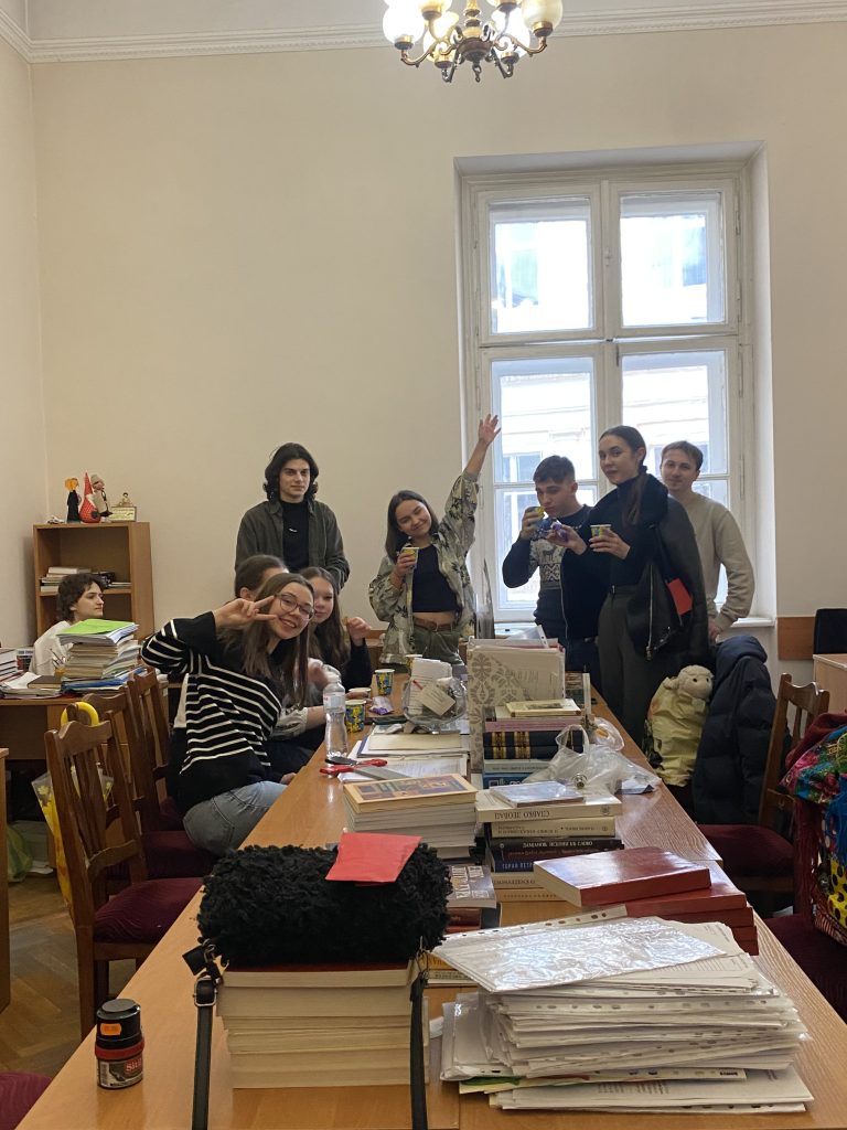 르비우 대학교 우크라이나어 문학부 학생들, 2024년 